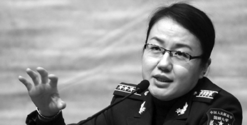 军事学博士、国防大学教授李莉。尹炳炎 摄 军事学博士、国防大学教授李莉。尹炳炎 摄