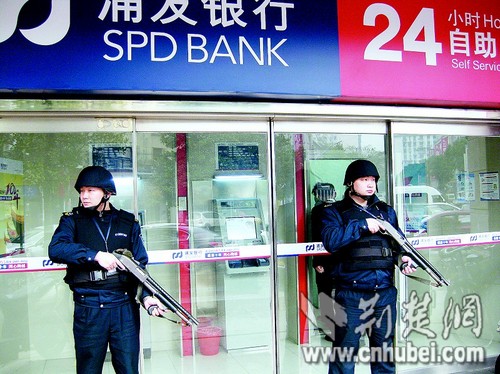 ͼΪ������������ǰ5��֮�����ر𾯽�����