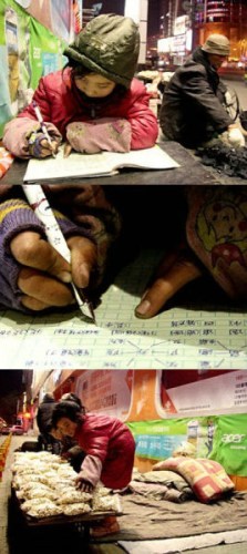 9岁女孩寒夜街头售爆米花 9岁女孩寒夜街头售爆米花