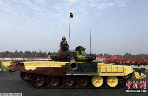 ����ͼ��ӡ��T-72��ս̹�ˡ�