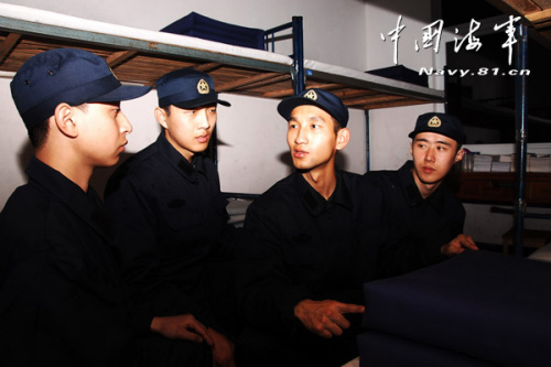整理内务,沈越也是小教员 整理内务,沈越也是小教员