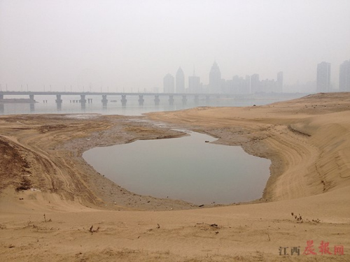 �������ڹ����ݺᡣ�������� Ҷ��Ǭ ͼ