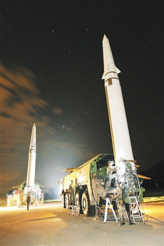 ����ͼ���й�DF-15B����������չѵ��