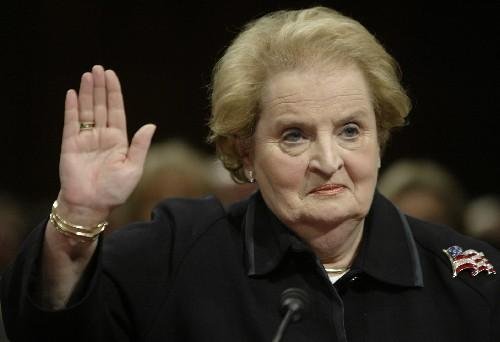 资料图:美国前国务卿奥尔布赖特 资料图:美国前国务卿奥尔布赖特