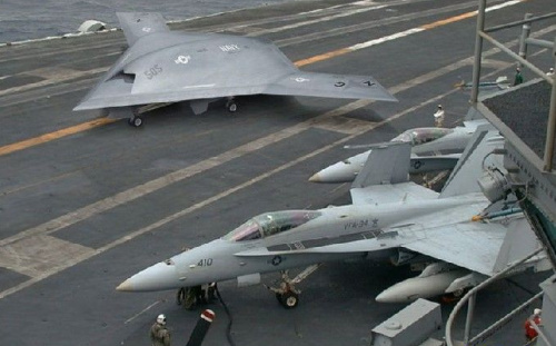 ����ͼ����������X-47B�������˻�
