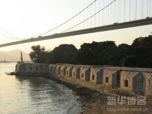 虎门大桥下就是鸦片战争古战场遗址之一的威远炮台 虎门大桥下就是鸦片战争古战场遗址之一的威远炮台