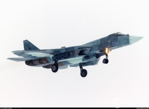 ����T-50ս���ڷ�ѩ���Է�