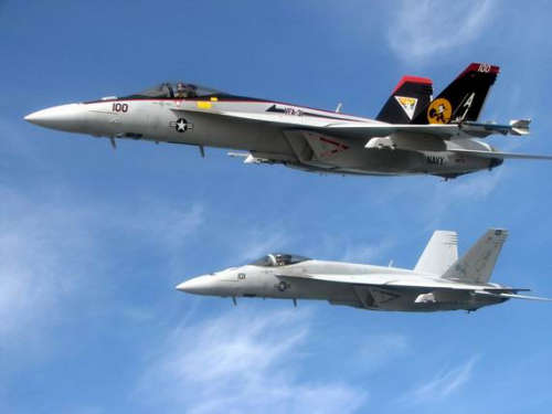 ����ͼ������F/A-18E����ս����