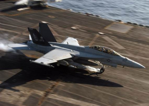 ����ͼ������F/A-18F����ս����