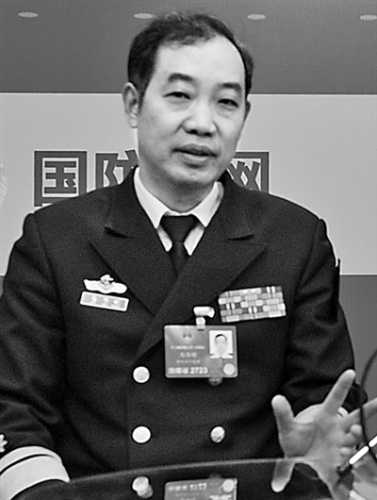 马伟明代表在访谈中。李 鹏摄 马伟明代表在访谈中。李 鹏摄