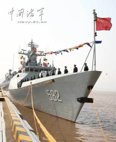 中国056护卫舰首舰582号入役 中国056护卫舰首舰582号入役