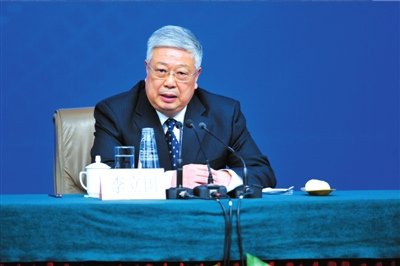 民政部部长李立国。 民政部部长李立国。