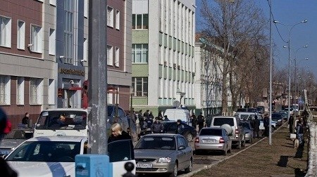 俄罗斯阿斯特拉罕市14日白天发生一起离奇绑架案。 俄罗斯阿斯特拉罕市14日白天发生一起离奇绑架案。
