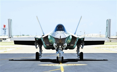 不断涌现的技术问题,让F-35战斗机振翅沉重 不断涌现的技术问题,让F-35战斗机振翅沉重