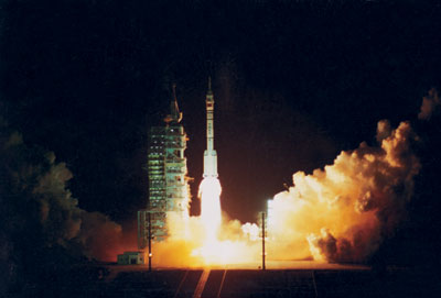 2012年11月22日,斯里兰卡首颗通讯卫星由中国火箭送上太空 2012年11月22日,斯里兰卡首颗通讯卫星由中国火箭送上太空