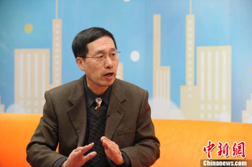 2013年3月20日,中国国际问题研究所副所长、研究员郭宪纲做客<a target='_blank' href='http://www.chinanews.com/' >中新网</a>《新闻大家谈》,解读习近平主席首次外访,前瞻中国外交布局。<a target='_blank' href='http://www.chinanews.com/' >中新网</a>记者 张龙云 摄 2013年3月20日,中国国际问题研究所副所长、研究员郭宪纲做客<a target='_blank' href='http://www.chinanews.com/' >中新网</a>《新闻大家谈》,解读习近平主席首次外访,前瞻中国外交布局。<a target='_blank' href='http://www.chinanews.com/' >中新网</a>记者 张龙云 摄