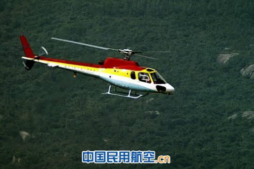 2012年10月12日,CZ11直升机在阿根廷航空工厂(FAdeA)建厂85周年庆典上进行飞行表演。这标志中航技出口至南美大陆的第一架中国直升机顺利交付用户 2012年10月12日,CZ11直升机在阿根廷航空工厂(FAdeA)建厂85周年庆典上进行飞行表演。这标志中航技出口至南美大陆的第一架中国直升机顺利交付用户