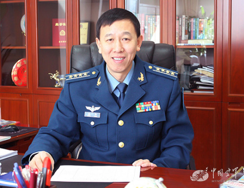 空军后勤部军事交通运输部部长向阳 空军后勤部军事交通运输部部长向阳