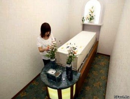 日本“拉斯捷利”旅馆,专门为死者遗体提供冷冻室房间 日本“拉斯捷利”旅馆,专门为死者遗体提供冷冻室房间