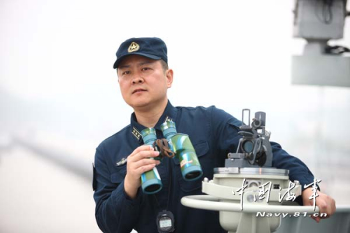 海军常州舰舰长创海军舰艇主炮对空射击纪录