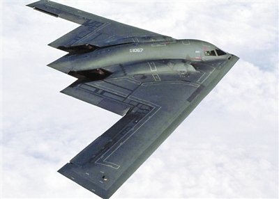 B-2轰炸机的“蝙蝠”外形让人印象深刻 B-2轰炸机的“蝙蝠”外形让人印象深刻