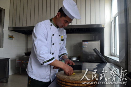 “柴一勺”近照 “柴一勺”近照