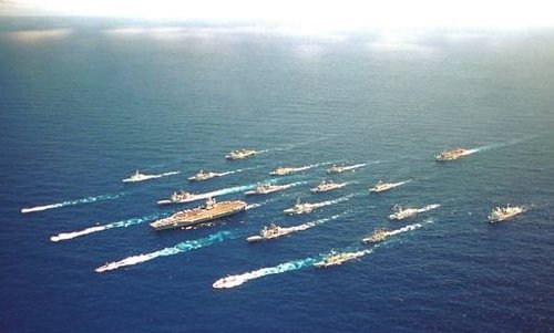 美国航母战斗群 美国航母战斗群