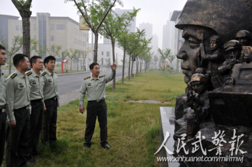 方绍尧讲述英雄故事 方绍尧讲述英雄故事