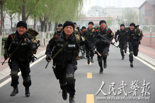 武装奔袭 武装奔袭