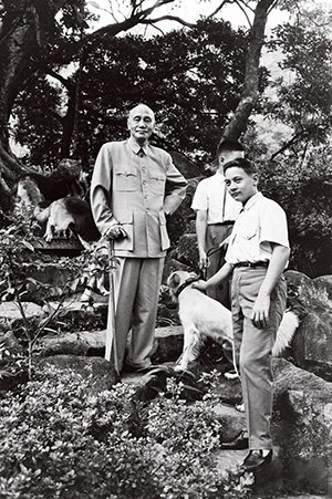 1961年,蒋介石与侄孙辈在台北 1961年,蒋介石与侄孙辈在台北