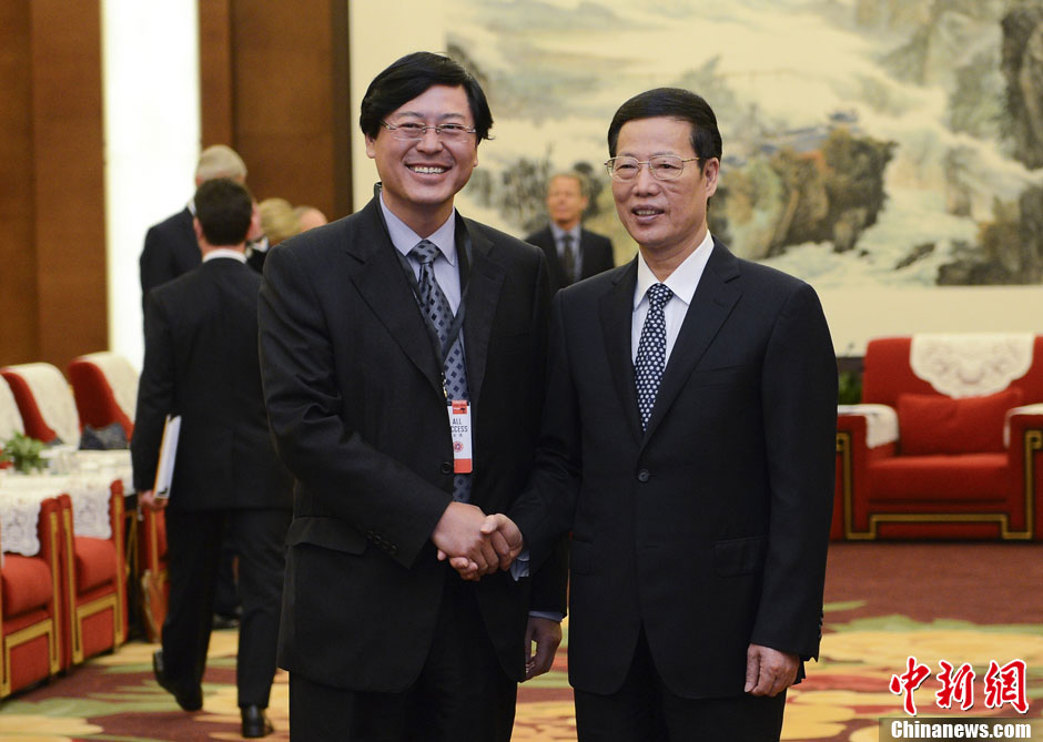 张高丽会见世界500强企业负责人