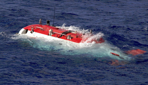 ����������ˮ�溽��