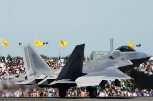 ����F-22��ʮ�������ǰ����