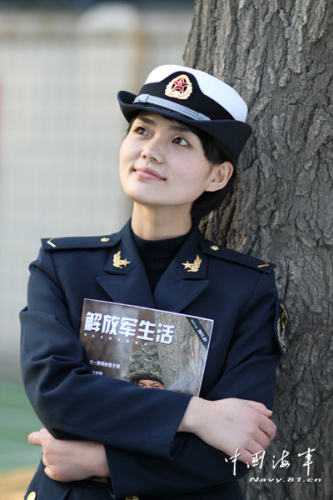 海军通信女兵数秒反馈信息请求背熟上万组号码2