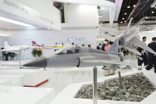 ˫������ս��ģ��