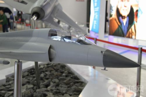 ˫������ս��ģ��������д