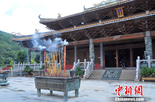 ���������еĴ�ɵ������������� <a target='_blank' href='http://www.chinanews.com/' >������</a> ����� ��