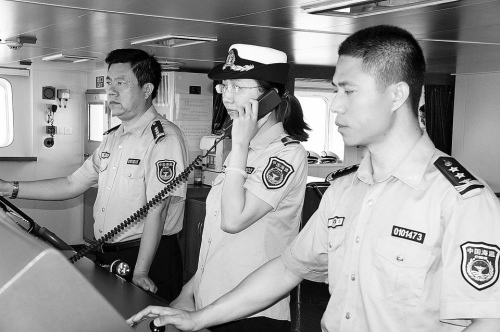 �������ߣ��У����շ���ֻ����