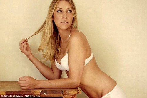 ���ܣ�������ʵ�����Լ���ΪT̨ģ�ص����룬�������׶�ʱװ�ܵ���̨