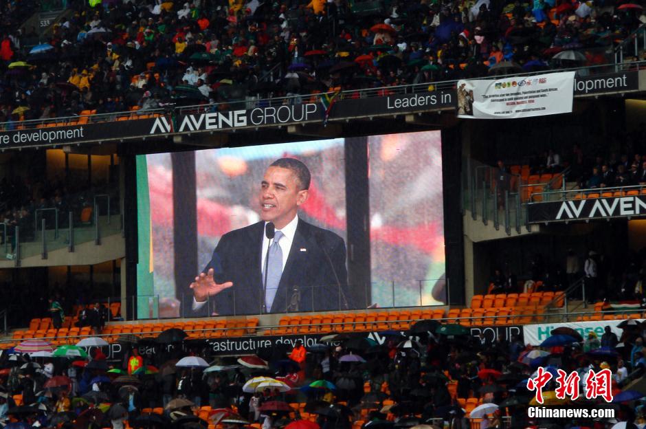 美国总统奥巴马在悼念曼德拉活动中致辞