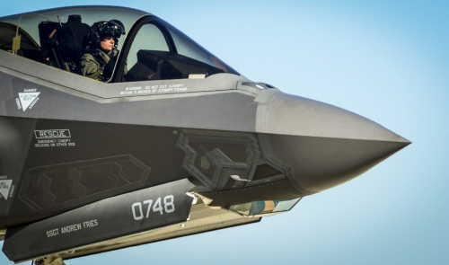 ����F-35ս��ѵ����ͼ
