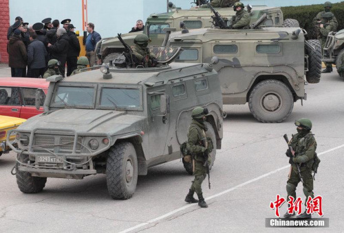 外媒称俄军强攻克里米亚乌克兰军营 外媒称俄军强攻克里米亚乌克兰军营