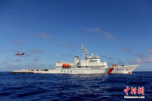 3月31日消息,按照最新的马航坠毁客机搜寻模式,多国舰船、飞机联手,在西澳相关海域每天划出一重点区域进行海空立体地毯式搜寻。 3月31日消息,按照最新的马航坠毁客机搜寻模式,多国舰船、飞机联手,在西澳相关海域每天划出一重点区域进行海空立体地毯式搜寻。