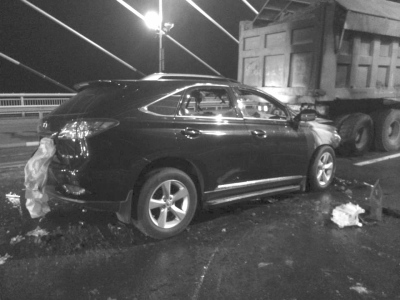 昨晚事发海口世纪大桥 昨晚事发海口世纪大桥