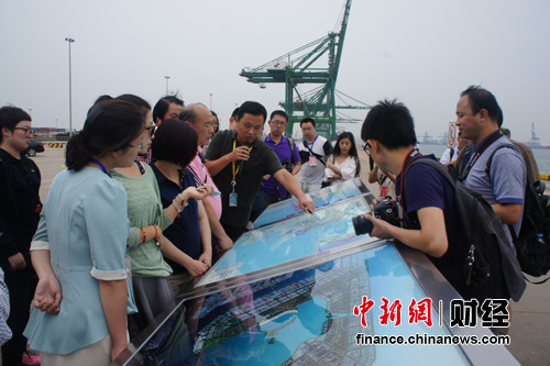 ��򶫽���˰����