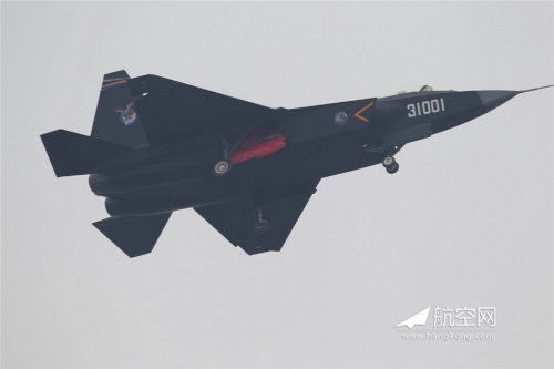 歼31珠海首秀助中国军机出口或成航母舰载机图5