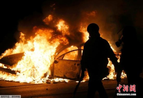 点击进入下一页