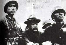 1947年4月26日,南京大屠杀的刽子手谷寿夫被押赴刑场。 1947年4月26日,南京大屠杀的刽子手谷寿夫被押赴刑场。
