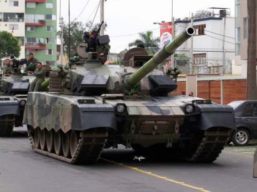 中国MBT2000主战坦克 中国MBT2000主战坦克