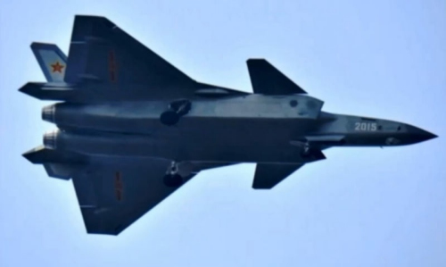 俄媒称中国今年接连试飞4架歼20隐身机研发超俄